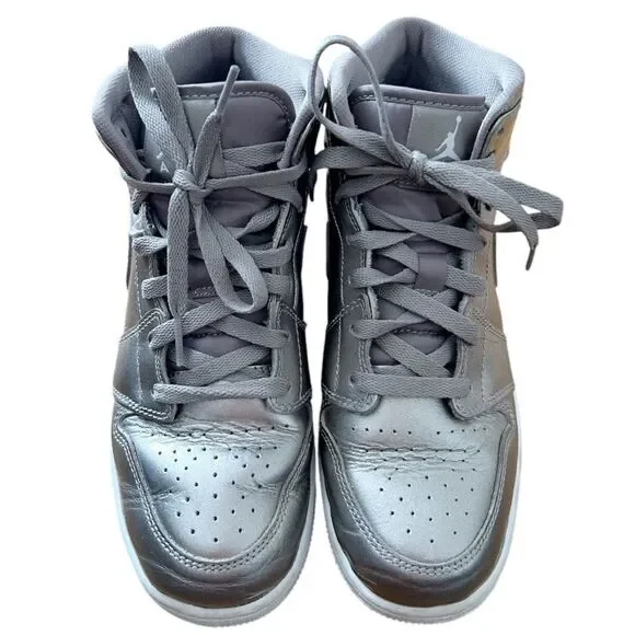 Nike Air Jordan 1 Silver Model AV5174-200 Youth Size 6.5 Y - Picture 6 of 9
